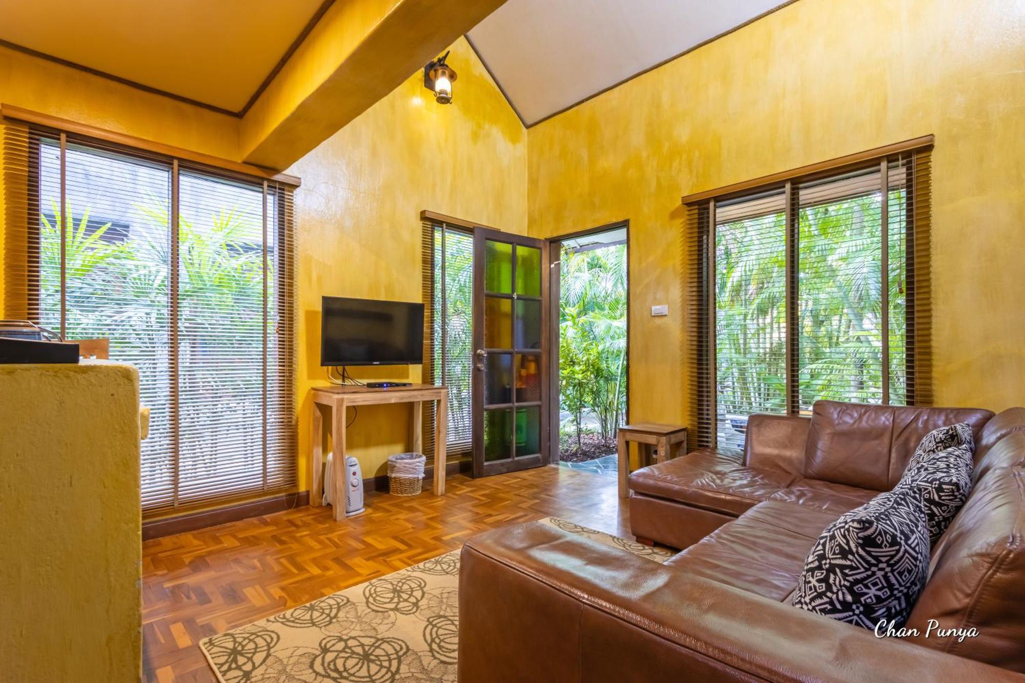 Baanpong Lodge San Kamphaeng Exteriér fotografie